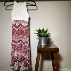 ✨2/$20 white lace top with red and pink girl dress